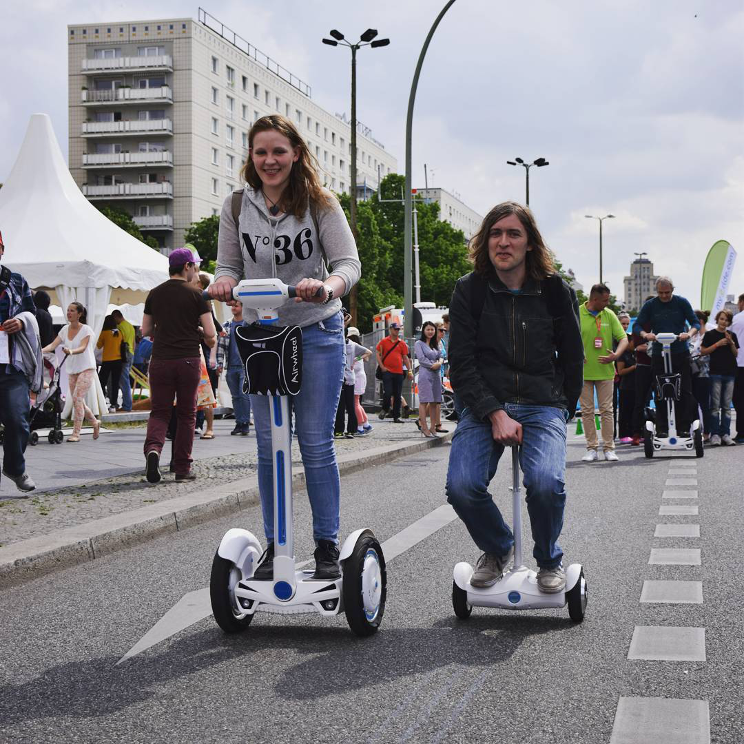 Airwheelbbin宝盈集团平衡车