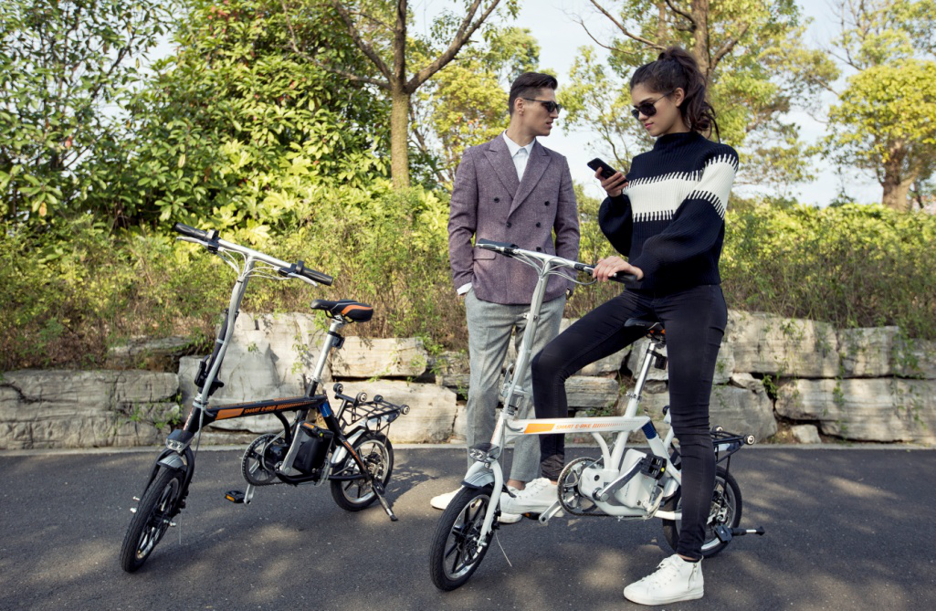 Airwheelbbin宝盈集团智能自行车