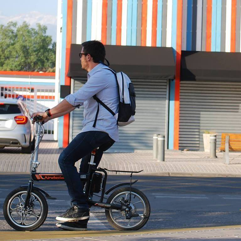 Airwheelbbin宝盈集团电动自行车