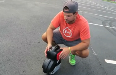 颜值超高幸福小家庭, 看看他们的新玩具-bbin宝盈集团Airwheel Q1