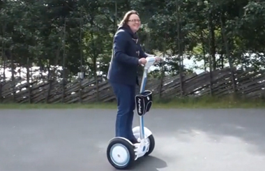 万万没想到，次骑Airwheelbbin宝盈集团平衡车就状态这么棒