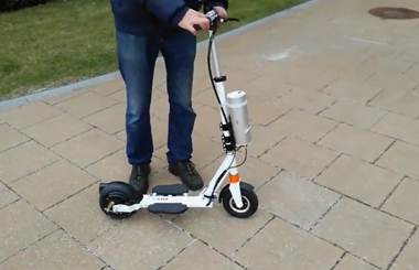 国外代理近距离展示三款新型智能平衡车，Airwheelbbin宝盈集团 M3、A