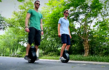 Airwheelbbin宝盈集团电动独轮车Q3酷炫视频集锦