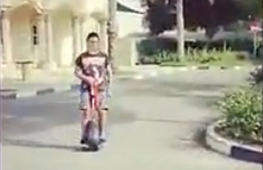 碉堡了，Airwheelbbin宝盈集团电动独轮车真正的玩家！！！
