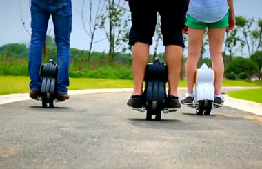 Airwheelbbin宝盈集团代步车、自平衡车Q1Q3视频集锦-中文版